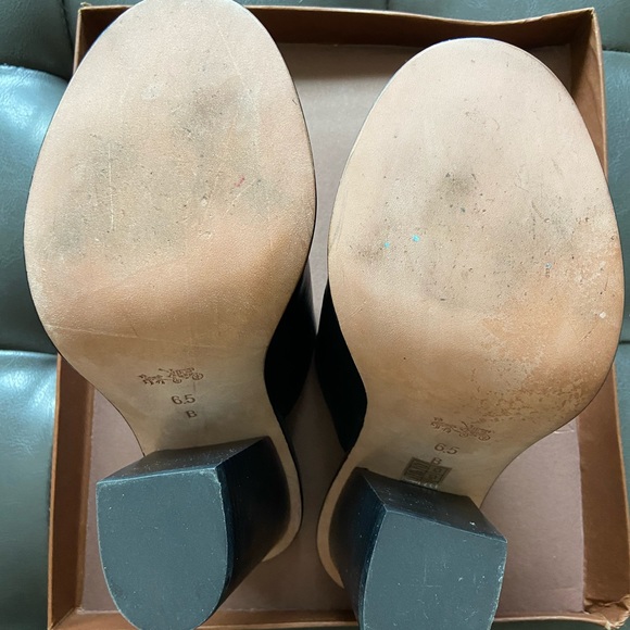 Mules - Picture 4 of 5